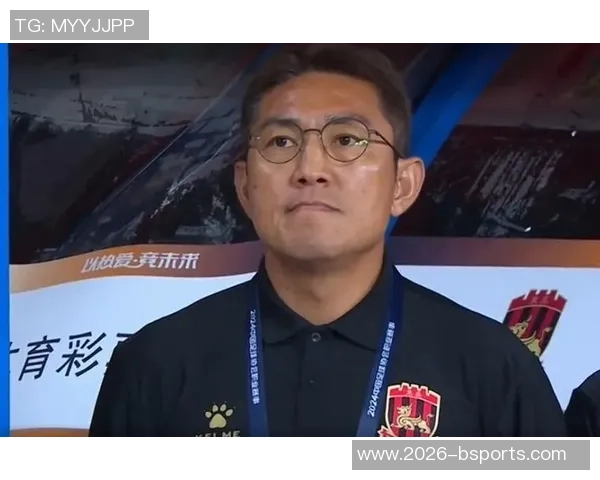 主教练金大仪称赞队员努力扳平比分感慨久未先失球的挑战与坚持
