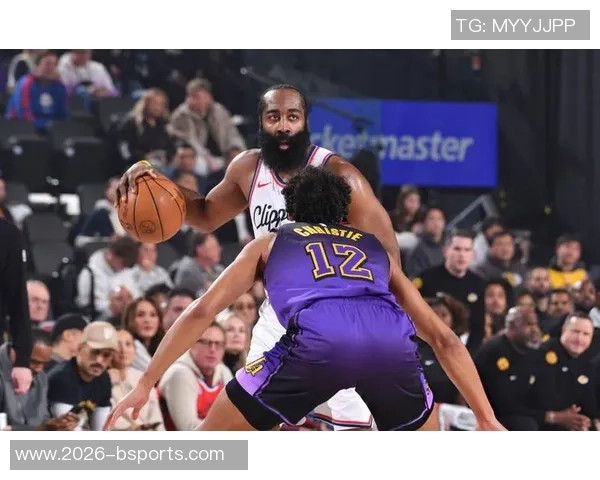 NBA官方发布詹姆斯哈登历史前十得分手集锦精彩回顾 NBA官方发布詹姆斯哈登历史前十得分手集锦精彩回顾