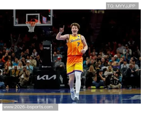 克尼佩尔半场表现抢眼6中2贡献5分4助攻正负值高达11 克尼佩尔半场表现抢眼6中2贡献5分4助攻正负值高达11